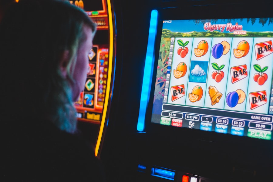 Seseorang bermain mesin slot